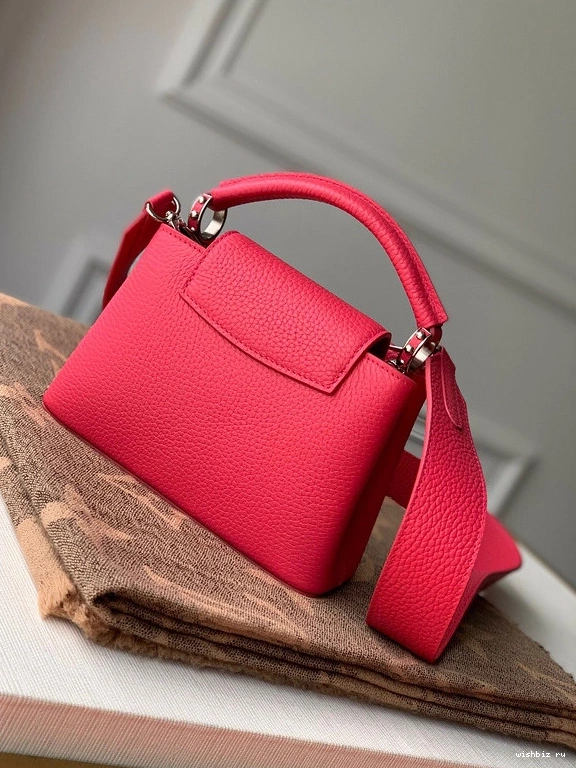 WIS VUITTON MINI LOUIS CAPUCINES 0825